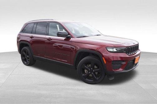 2022 Jeep Grand Cherokee Altitude