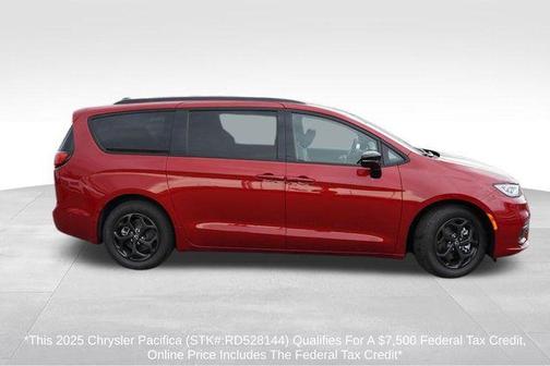 2025 Chrysler Pacifica Hybrid Select