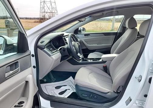 2019 Hyundai SONATA SEL