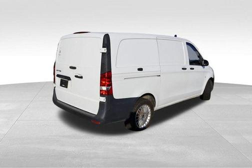 2021 Mercedes-Benz Metris Base
