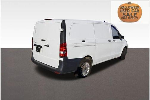 2021 Mercedes-Benz Metris Base