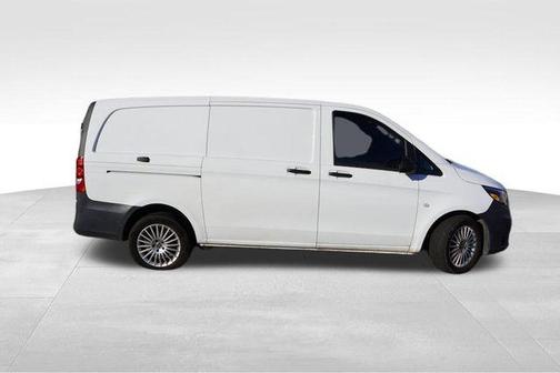 2021 Mercedes-Benz Metris Base