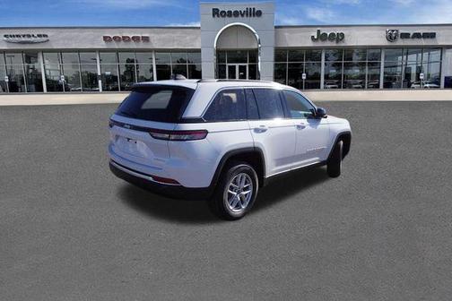 2025 Jeep Grand Cherokee Laredo X