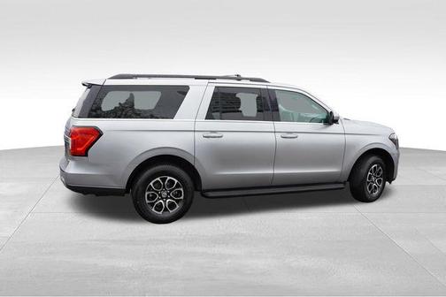 Iconic Silver Metallic 2024 Ford Expedition Max XLT