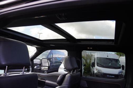 Black Metallic 2022 Ford F-150 Platinum