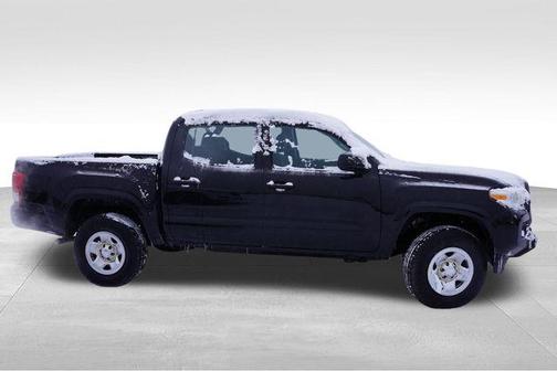 2017 Toyota Tacoma SR