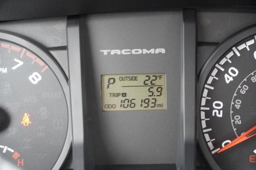 2017 Toyota Tacoma SR