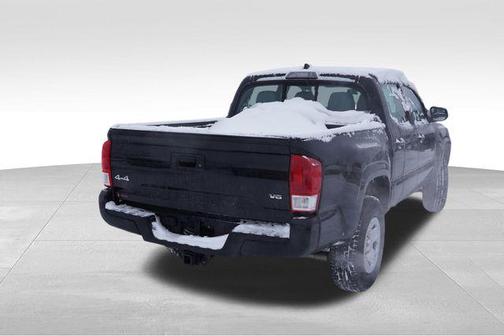 2017 Toyota Tacoma SR