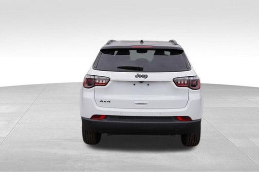 Bright White Clearcoat 2026 Jeep Compass Limited