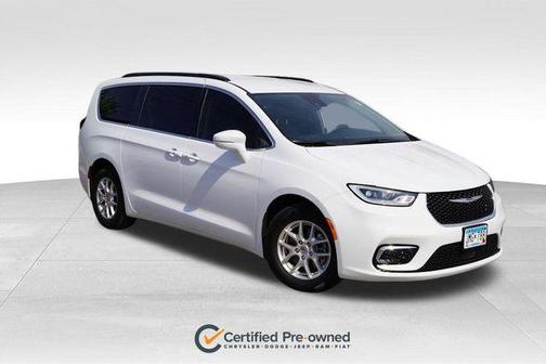 2022 Chrysler Pacifica Touring-L