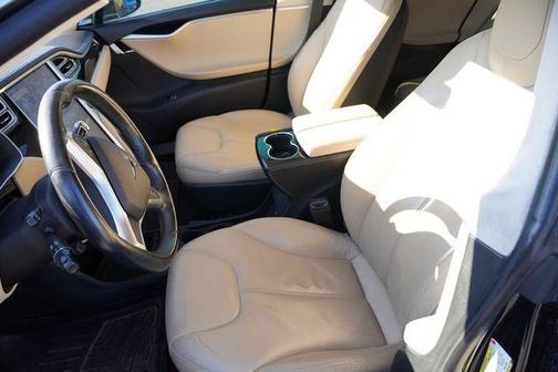 2014 Tesla Model S Base