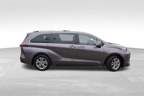 2021 Toyota Sienna