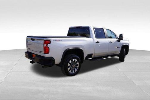 2022 Chevrolet Silverado 2500 Custom