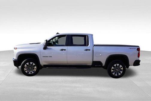 2022 Chevrolet Silverado 2500 Custom