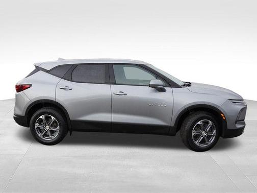 Sterling Gray Metallic 2025 Chevrolet Blazer LT