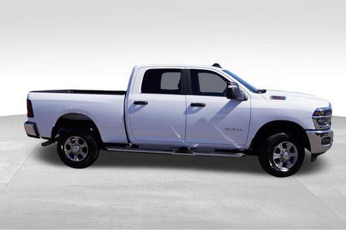 Bright White Clearcoat 2026 RAM 2500 Big Horn