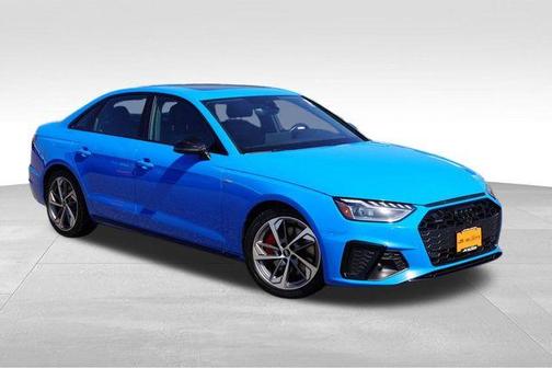 2022 Audi A4 45 S line Premium Plus