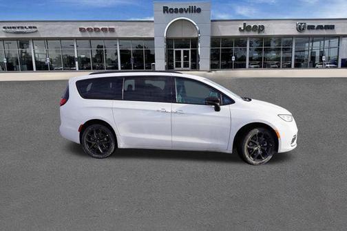 2026 Chrysler Pacifica Limited