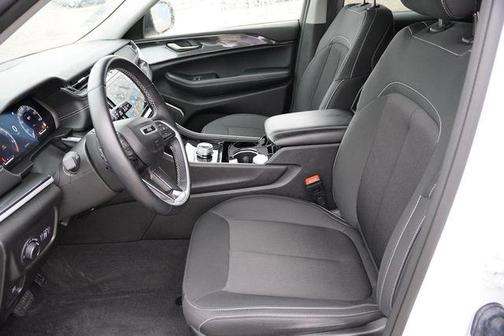 2022 Jeep Grand Cherokee Laredo