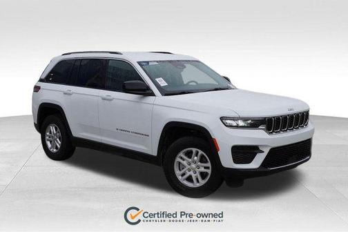 2022 Jeep Grand Cherokee Laredo