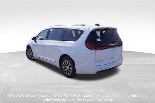 2025 Chrysler Pacifica Hybrid Pinnacle