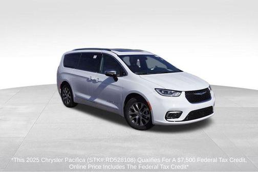 2025 Chrysler Pacifica Hybrid Pinnacle