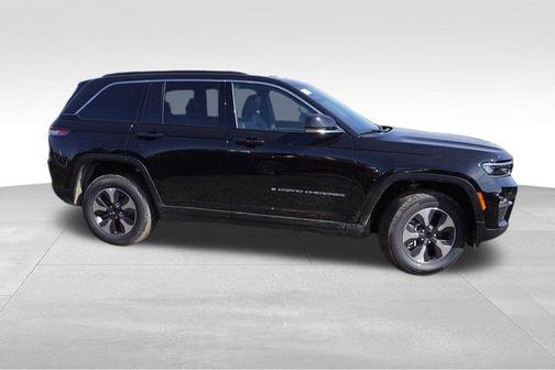 2025 Jeep Grand Cherokee 4xe Base