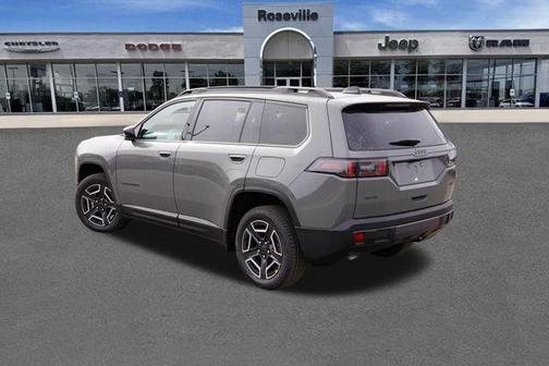 Sting Gray Clearcoat 2026 Jeep Cherokee LAREDO/LIMITED