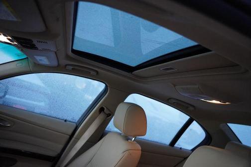 2011 BMW 335 i xDrive