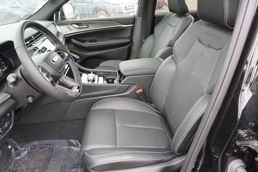 2024 Jeep Grand Cherokee 4xe Overland