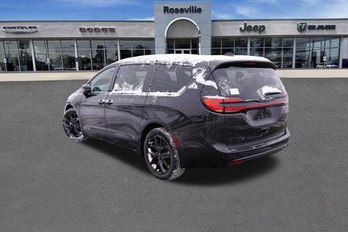 2026 Chrysler Pacifica Limited