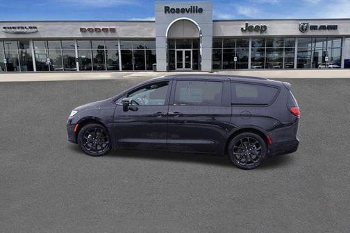 2026 Chrysler Pacifica Limited