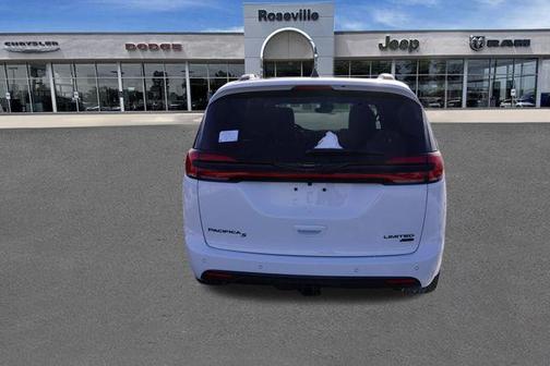 2026 Chrysler Pacifica Limited