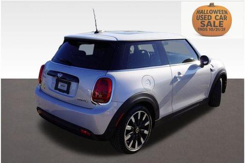 2023 MINI Hardtop Cooper