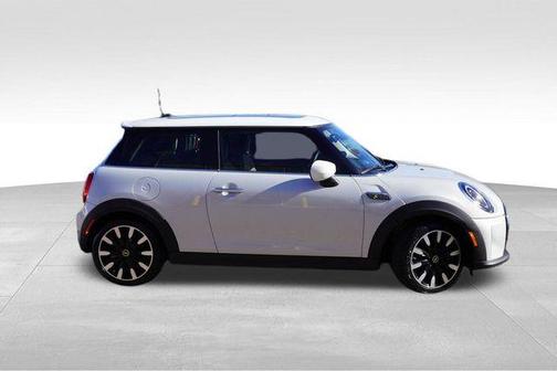 2023 MINI Hardtop Cooper