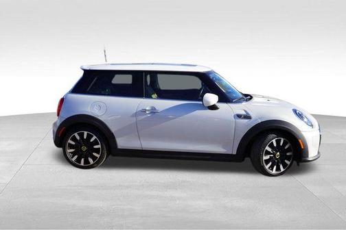 2023 MINI Hardtop Cooper