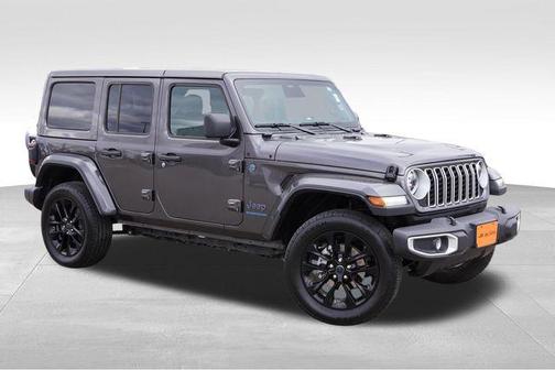 Granite Crystal Clearcoat Metallic 2025 Jeep Wrangler 4xe Sahara