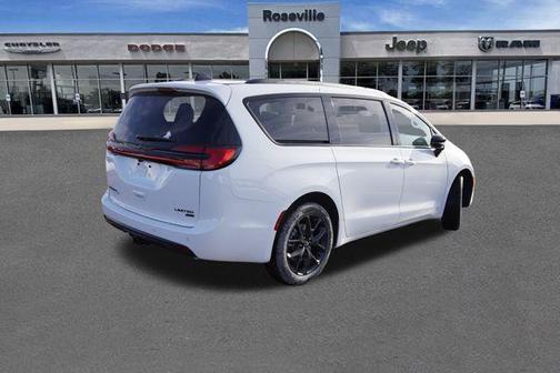 2026 Chrysler Pacifica Limited