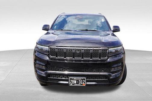 2022 Jeep Grand Wagoneer Series II