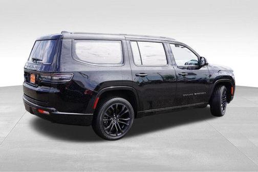 2022 Jeep Grand Wagoneer Series II