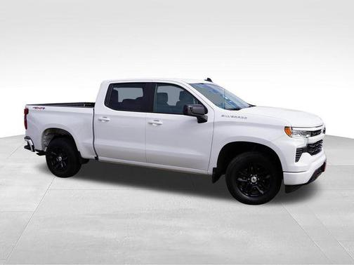 Summit White 2026 Chevrolet Silverado 1500 RST