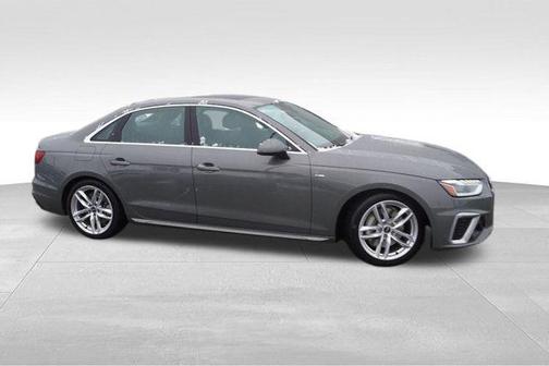 2023 Audi A4 45 S line Premium Plus