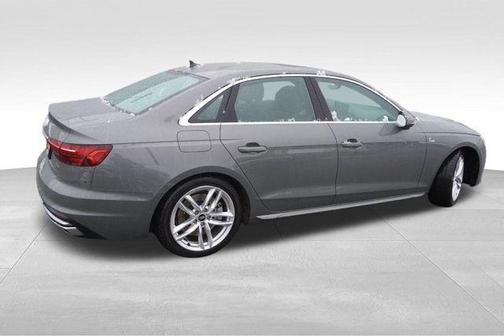 2023 Audi A4 45 S line Premium Plus