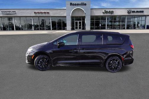 2026 Chrysler Pacifica Limited