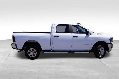 Bright White Clearcoat 2026 RAM 2500 Big Horn