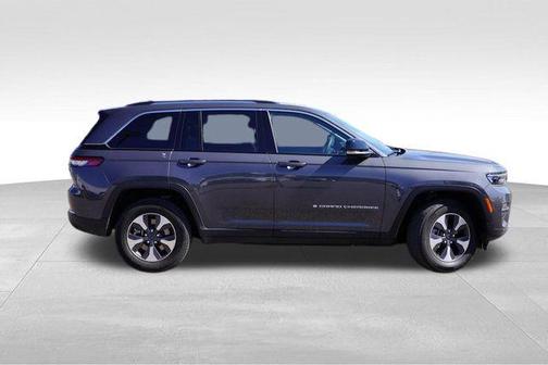 2022 Jeep Grand Cherokee 4xe Base