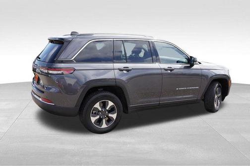 2022 Jeep Grand Cherokee 4xe Base
