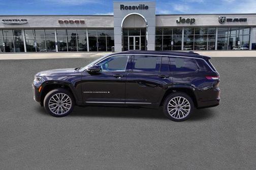 Diamond Black 2026 Jeep Grand Cherokee L Summit