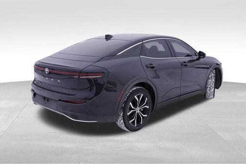 2025 Toyota Crown XLE