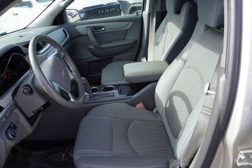 2017 Chevrolet Traverse 2LT